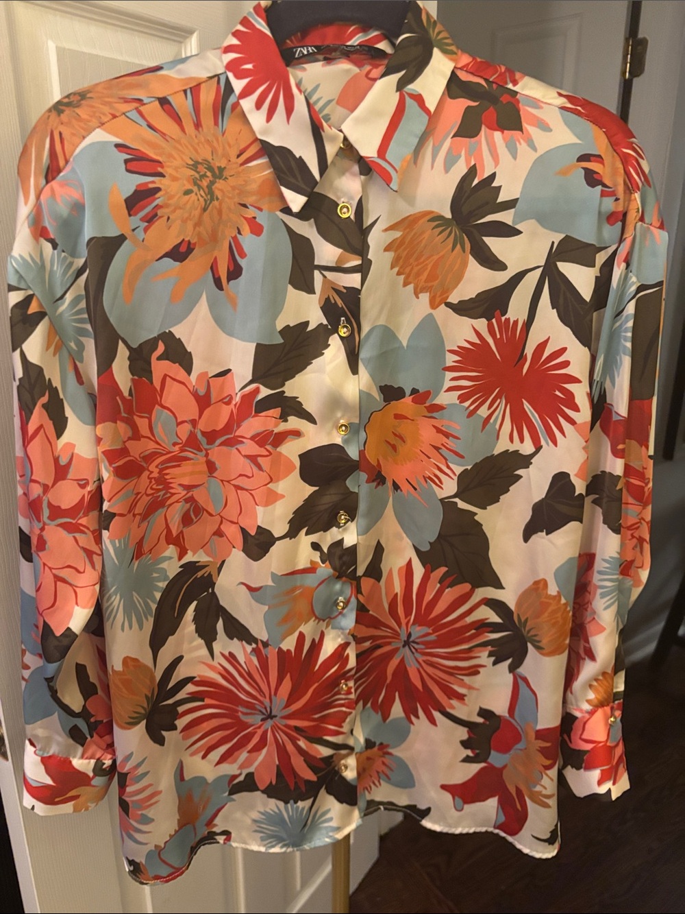 Zara Floral Button-Up Blouse in Cream, Red, Orange, Blue
